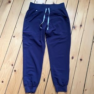 Figs Jogger Scrubs - EUC